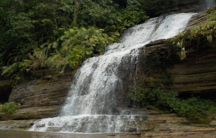 Middle Navua River Kayaking Tour Fiji