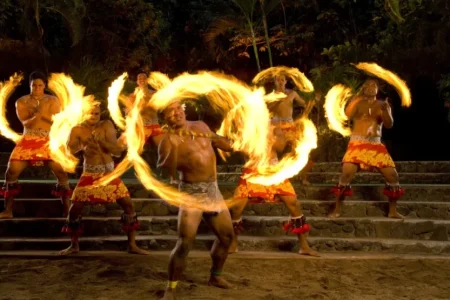Experience fijian culture & cuisines ( Night Tour)