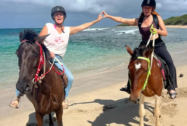 Natadola-Beach-Horse-Riding-Fiji-–-AU95-3