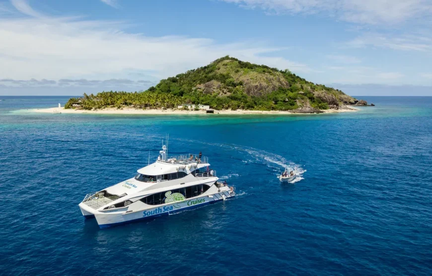 Fiji: Mamanuca Islands All-Inclusive Sailing Cruise